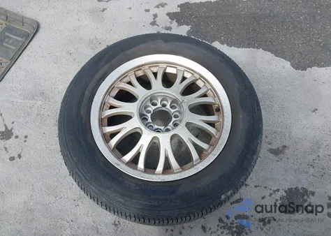 2005 Mercury Grand Marquis Gs from USA, damaged, VIN 2MEFM74W75X612709